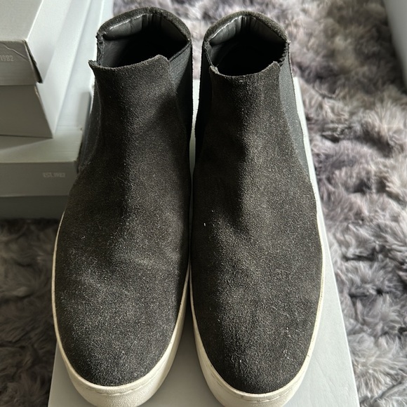 WOMENS VINCE HIGH TOP SNEAKERS - Picture 2 of 3